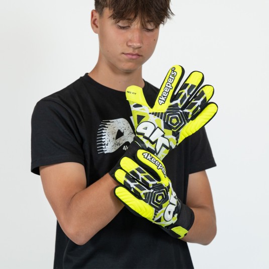 NEO FOCUS NC junior | 4keepers Goalkeeper gloves