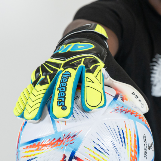 FORCE V5.23 NC | 4keepers Goalkeeper gloves