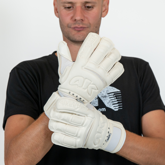 copy of CHAMP GOLD V RF | 4keepers Rękawice bramkarskie