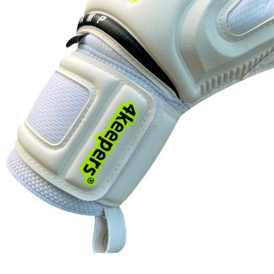 CHAMP CARBO VI HB | 4keepers Goalkeeper gloves