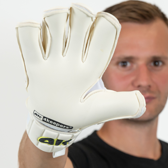 CHAMP CARBO VI HB | 4keepers Goalkeeper gloves