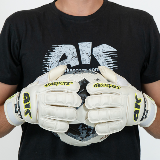 CHAMP CARBO VI HB | 4keepers Goalkeeper gloves