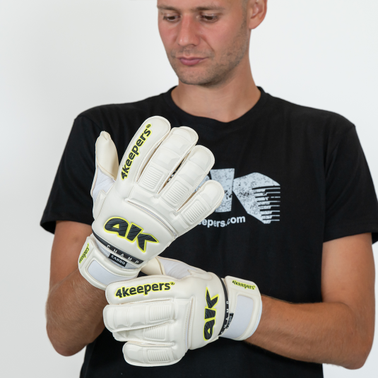 copy of CHAMP CARBO V HB | 4keepers Rękawice bramkarskie