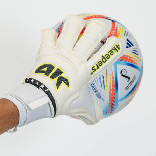 CHAMP CARBO VI RF2G strap | 4keepers Goalkeeper gloves