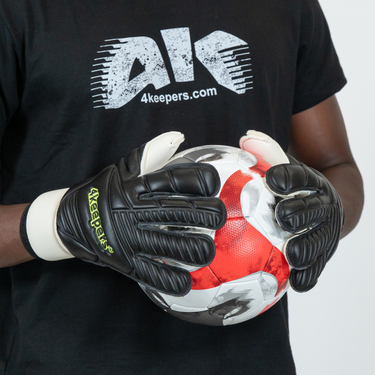 RETRO 42 BLACK RF2G | 4KEEPERS Goalkeeper gloves