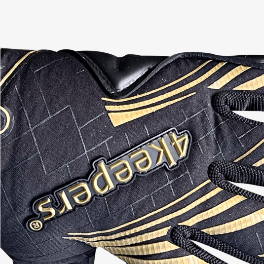 SOFT ONYX NC | 4keepers Goalkeeper Gloves