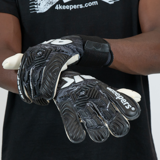 NEO ELEGANT RF2G | 4keepers Torwarthandschuhe