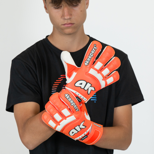 CHAMP TRAINING VI RF2G junior | 4keepers Goalkeeper gloves