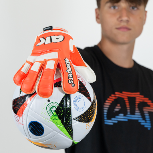 CHAMP TRAINING VI RF2G junior | 4keepers Goalkeeper gloves