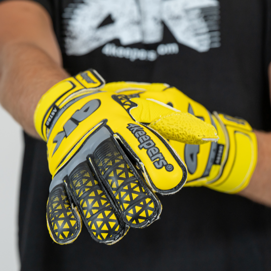 CHAMP ASTRO VI HB | 4keepers Goalkeeper gloves