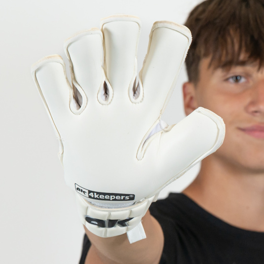 CHAMP BLACK VI RF2G junior | 4keepers Goalkeeper gloves