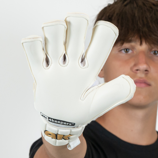 CHAMP GOLD VI RF2G junior | 4keepers Goalkeeper gloves