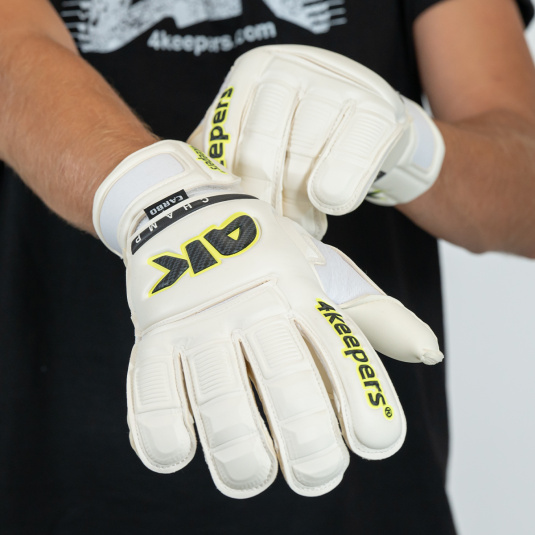 CHAMP CARBO VI HB junior | 4keepers Goalkeeper gloves