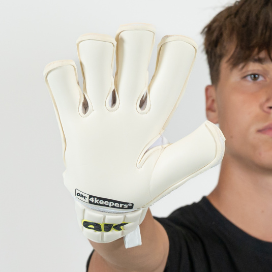 CHAMP CARBO VI RF2G junior | 4keepers Goalkeeper gloves