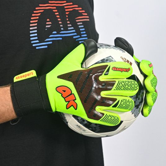 ELITE VENOM NC | 4keepers Goalkeeper Gloves