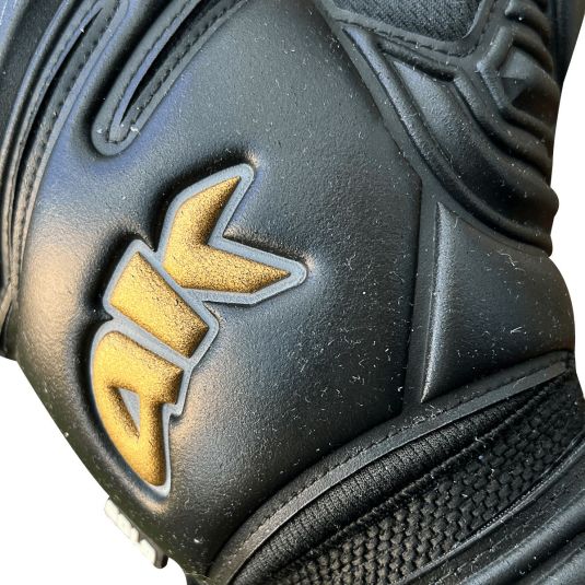 CHAMP GOLD BLACK VII RF2G | 4KEEPERS Goalkeeper gloves