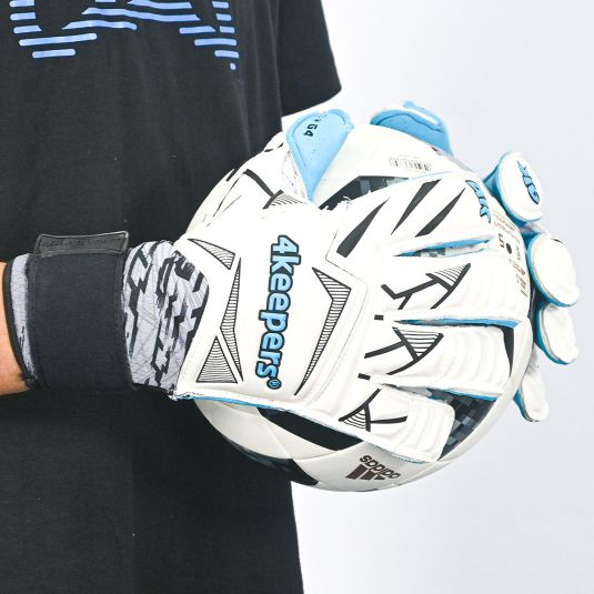 FORCE V2.25 RF2G | 4keepers Goalkeeper gloves