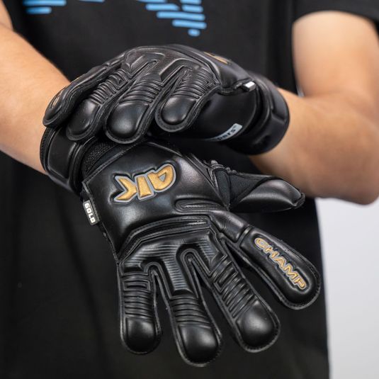 CHAMP GOLD BLACK VII RF2G junior | 4KEEPERS Goalkeeper gloves
