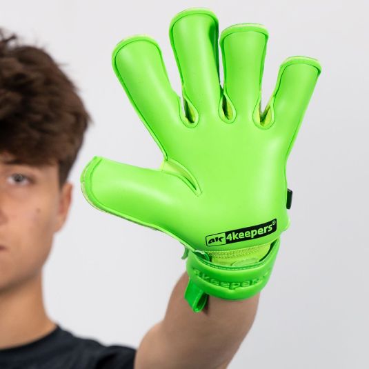 CHAMP COLOUR GREEN VII RF2G junior | 4keepers Goalkeeper gloves