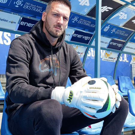 CHAMP CARBO VII RF2G | 4keepers Rękawice bramkarskie