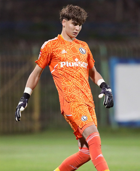 a_jakub_zielinski_legia_warszawa_4keepers_neo.jpg