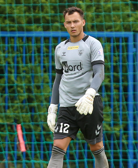 a_przemyslaw_peksa_gks_katowice_4keepers_champ.jpg