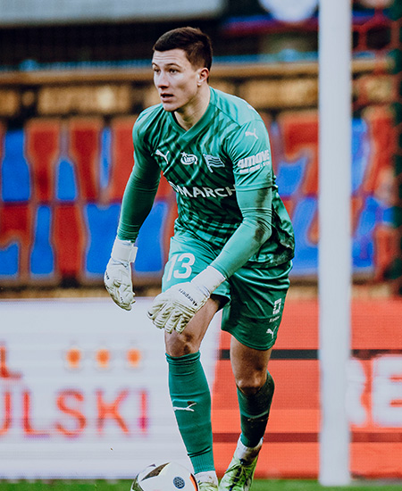 a_sebastian_madejski_cracovia_4keepers_retro
