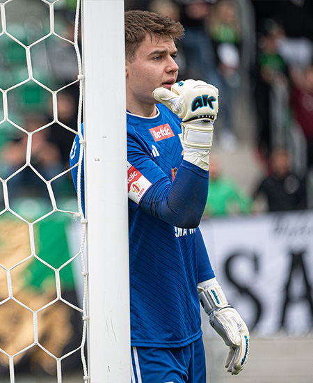 c_milosz_piekutowski_4keepers_champ.jpg